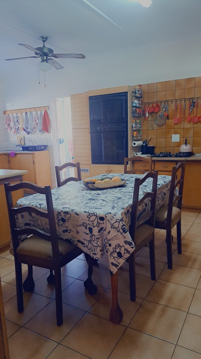 4 Bedroom Property for Sale in Flamwood North West